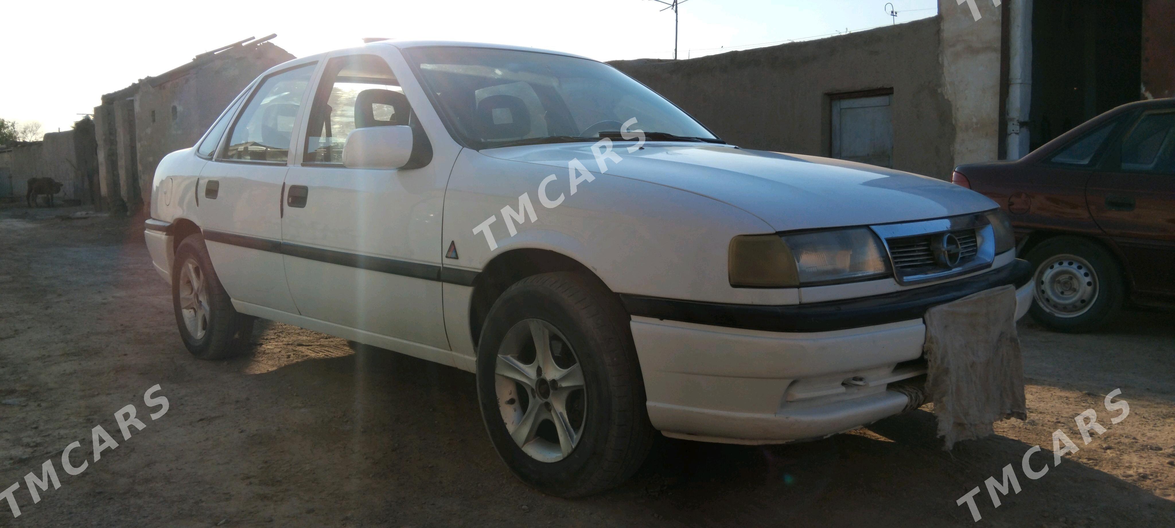 Opel Vectra 1994 - 40 000 TMT - Болдумсаз - img 2