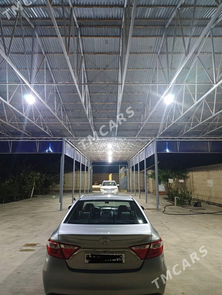 Toyota Camry 2017 - 245 000 TMT - Baýramaly - img 9