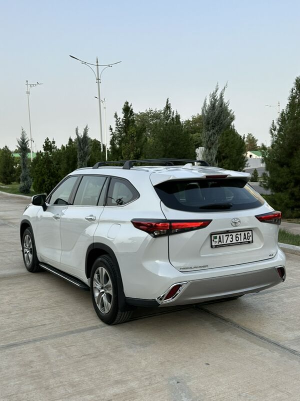 Toyota Highlander 2022 - 565 000 TMT - Aşgabat - img 6