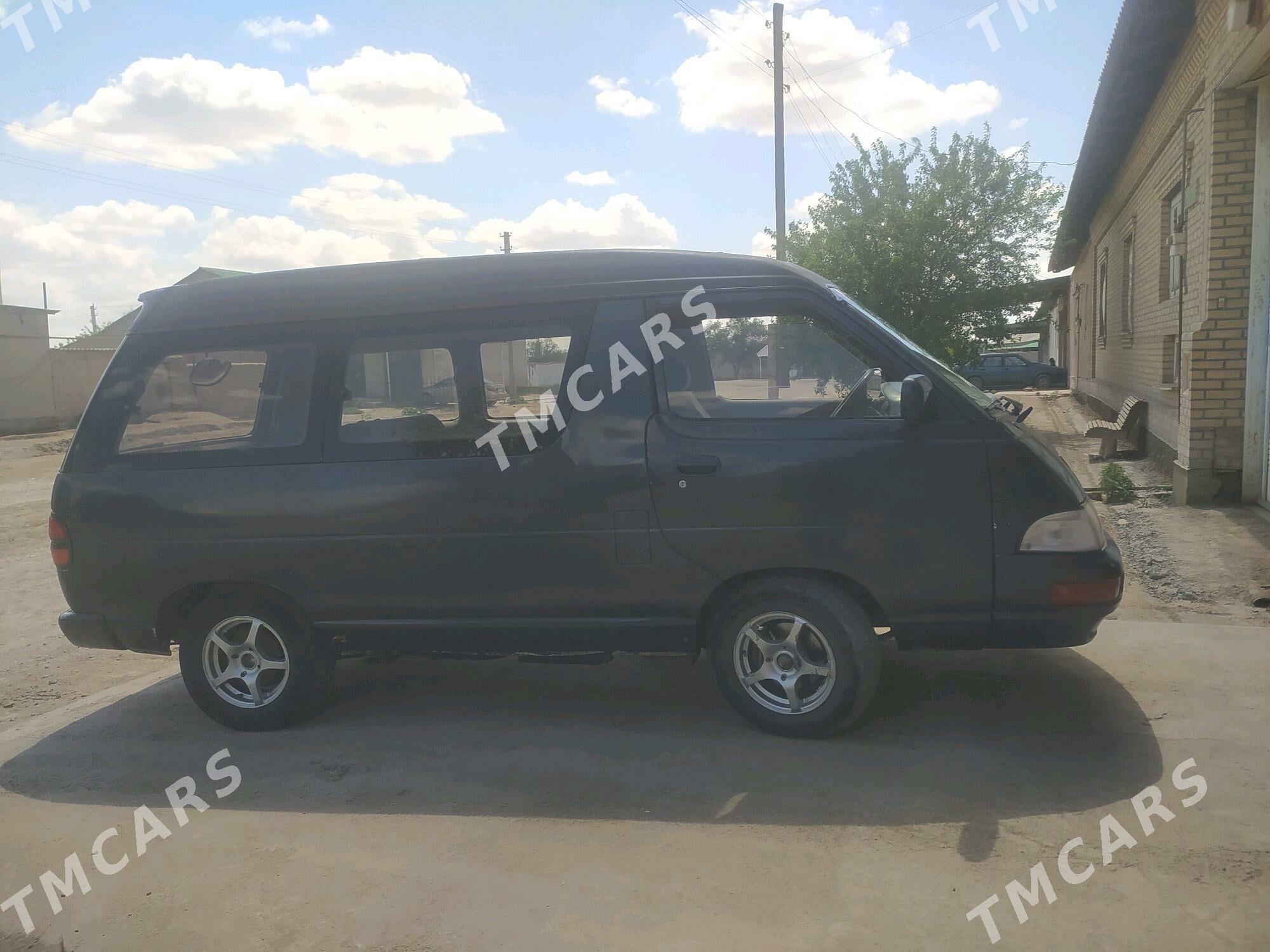 Toyota Town Ace 1995 - 18 000 TMT - етр. Туркменбаши - img 6