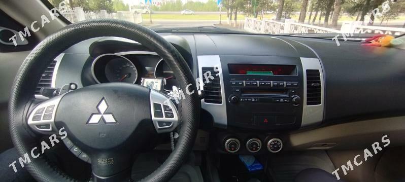 Mitsubishi Outlander 2010 - 185 000 TMT - Ашхабад - img 4