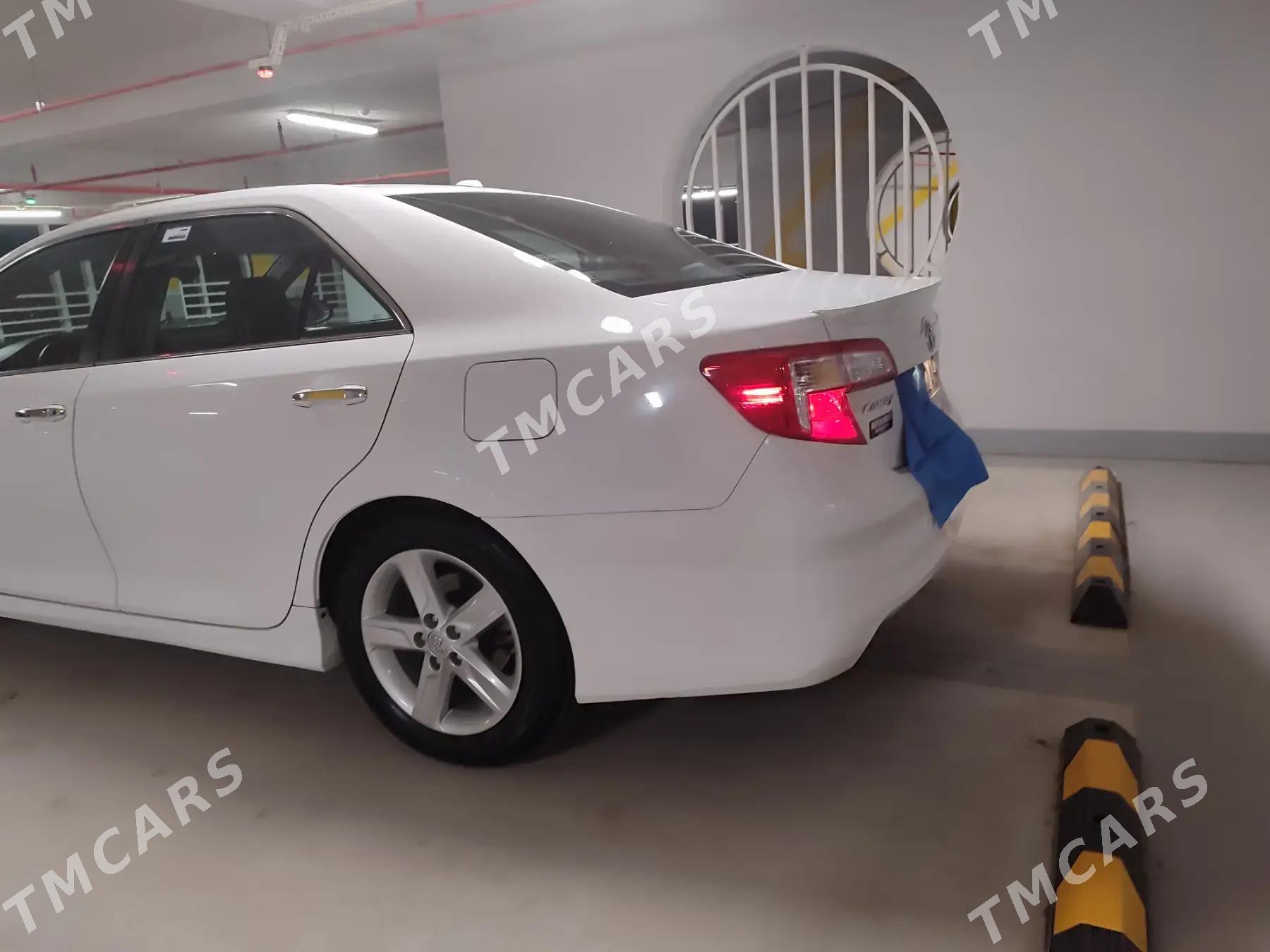 Toyota Camry 2014 - 240 000 TMT - Ашхабад - img 3