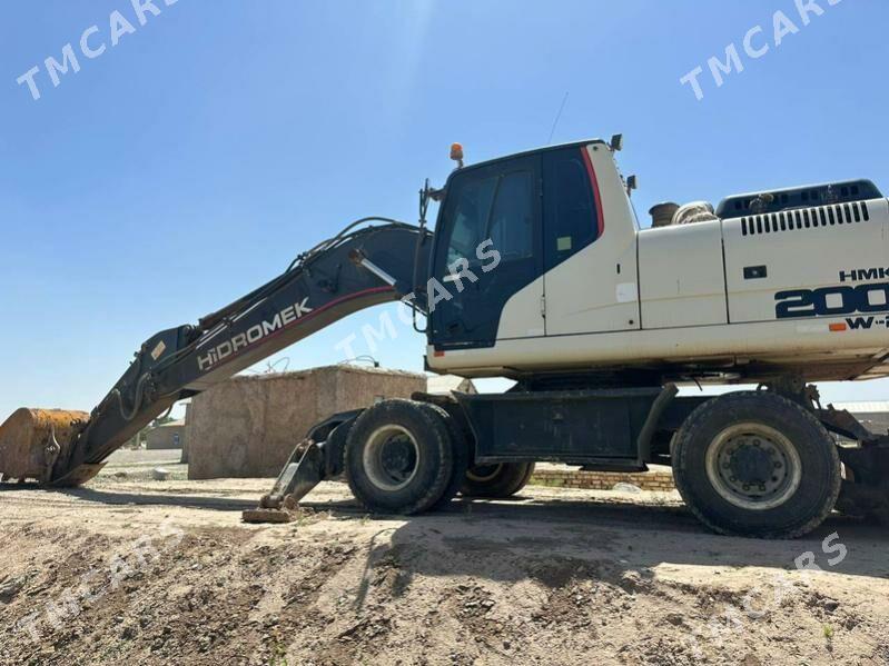 Hidromek HMK 210W MH 2013 - 960 000 TMT - Aşgabat - img 3