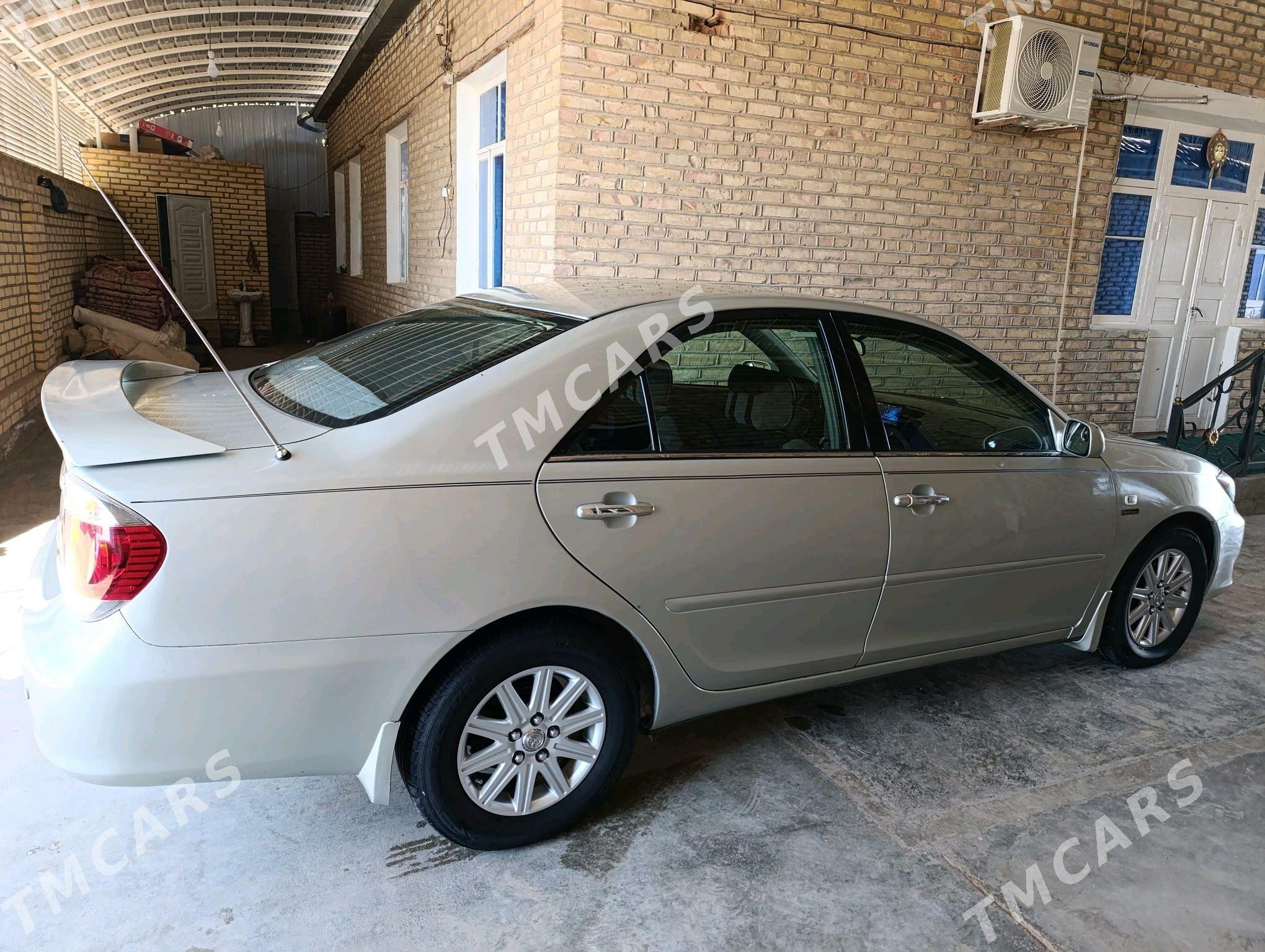 Toyota Camry 2003 - 150 000 TMT - Сакарчага - img 5