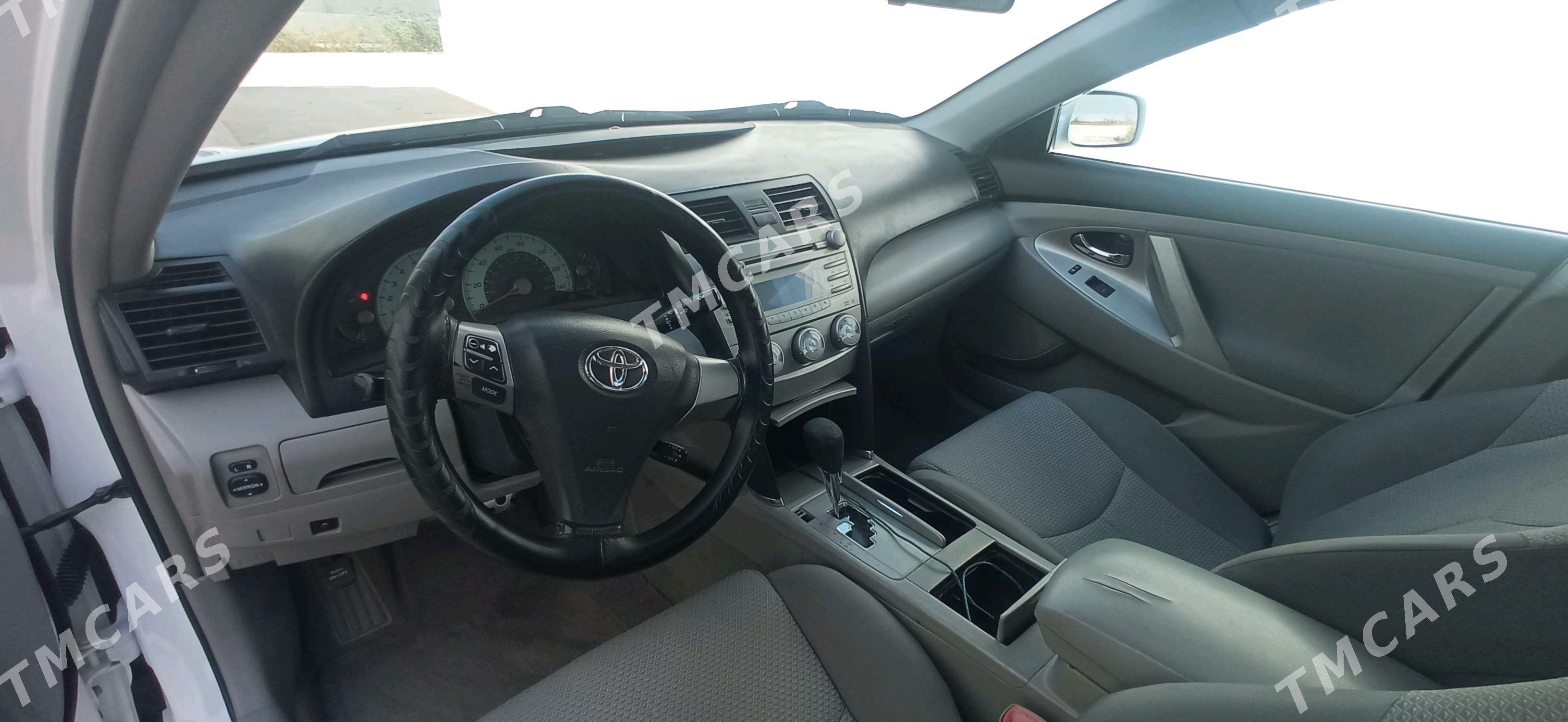 Toyota Camry 2011 - 160 000 TMT - Мары - img 4