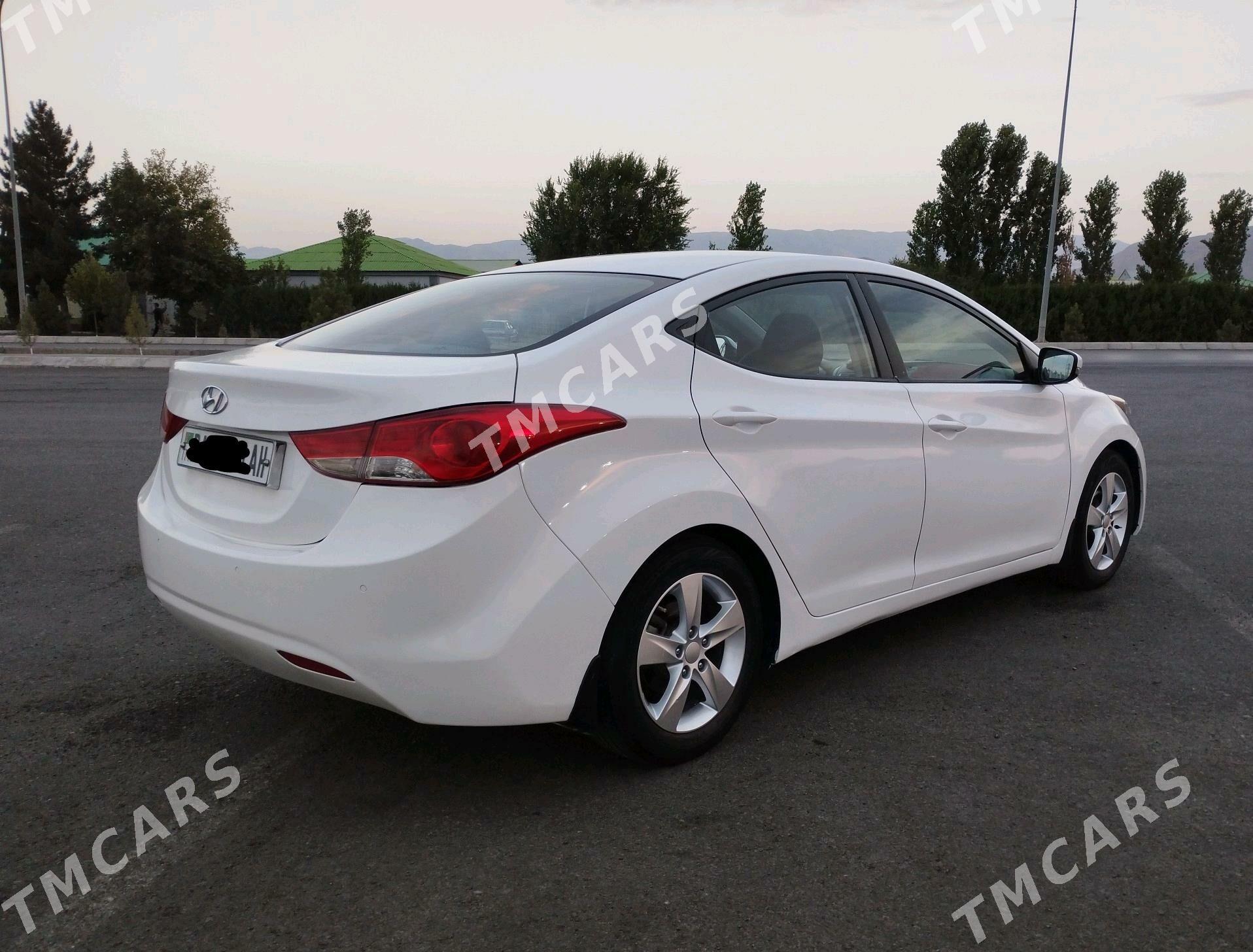 Hyundai Elantra 2012 - 110 000 TMT - Ашхабад - img 2