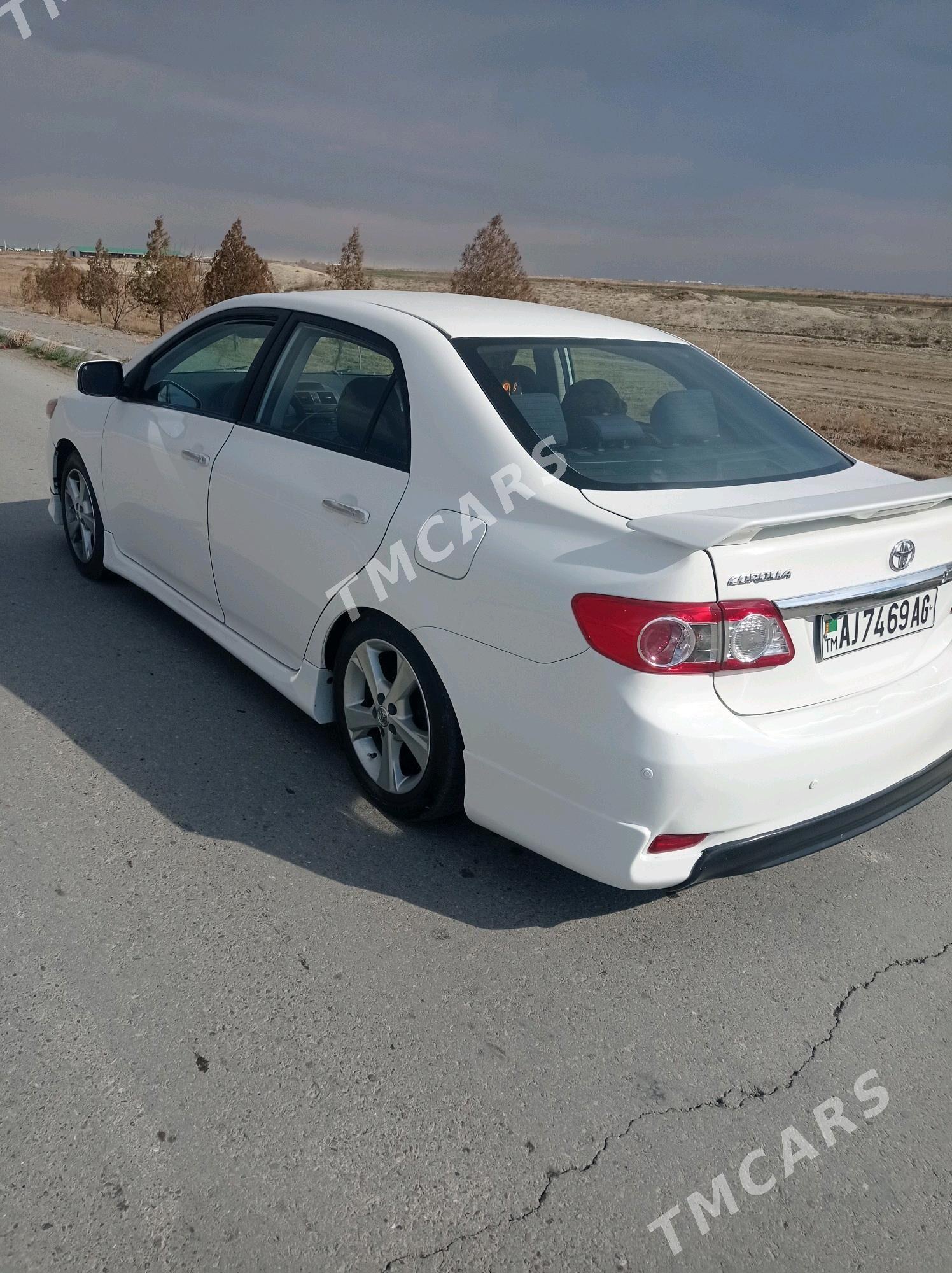 Toyota Corolla 2012 - 150 000 TMT - Ашхабад - img 4