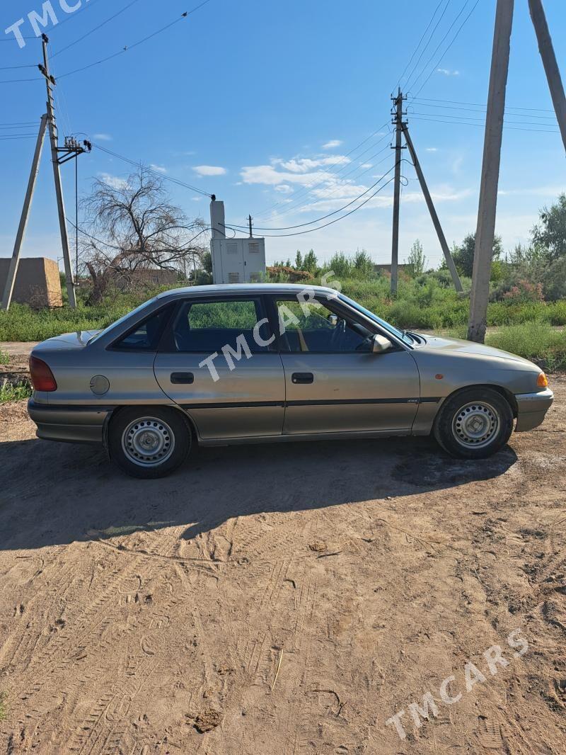 Opel Astra 1996 - 30 000 TMT - Кёнеургенч - img 2