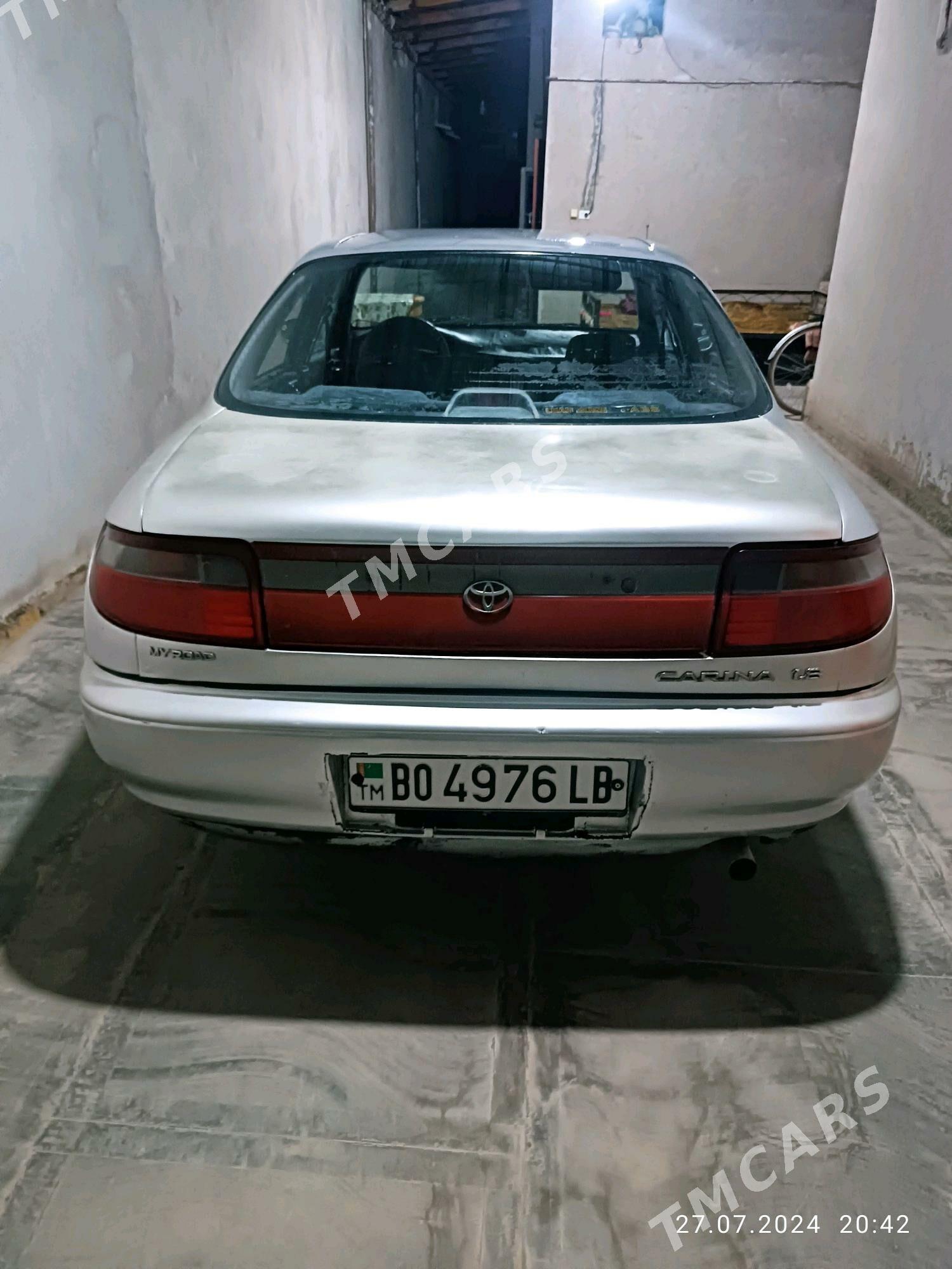 Toyota Carina 1995 - 35 000 TMT - Дянев - img 2
