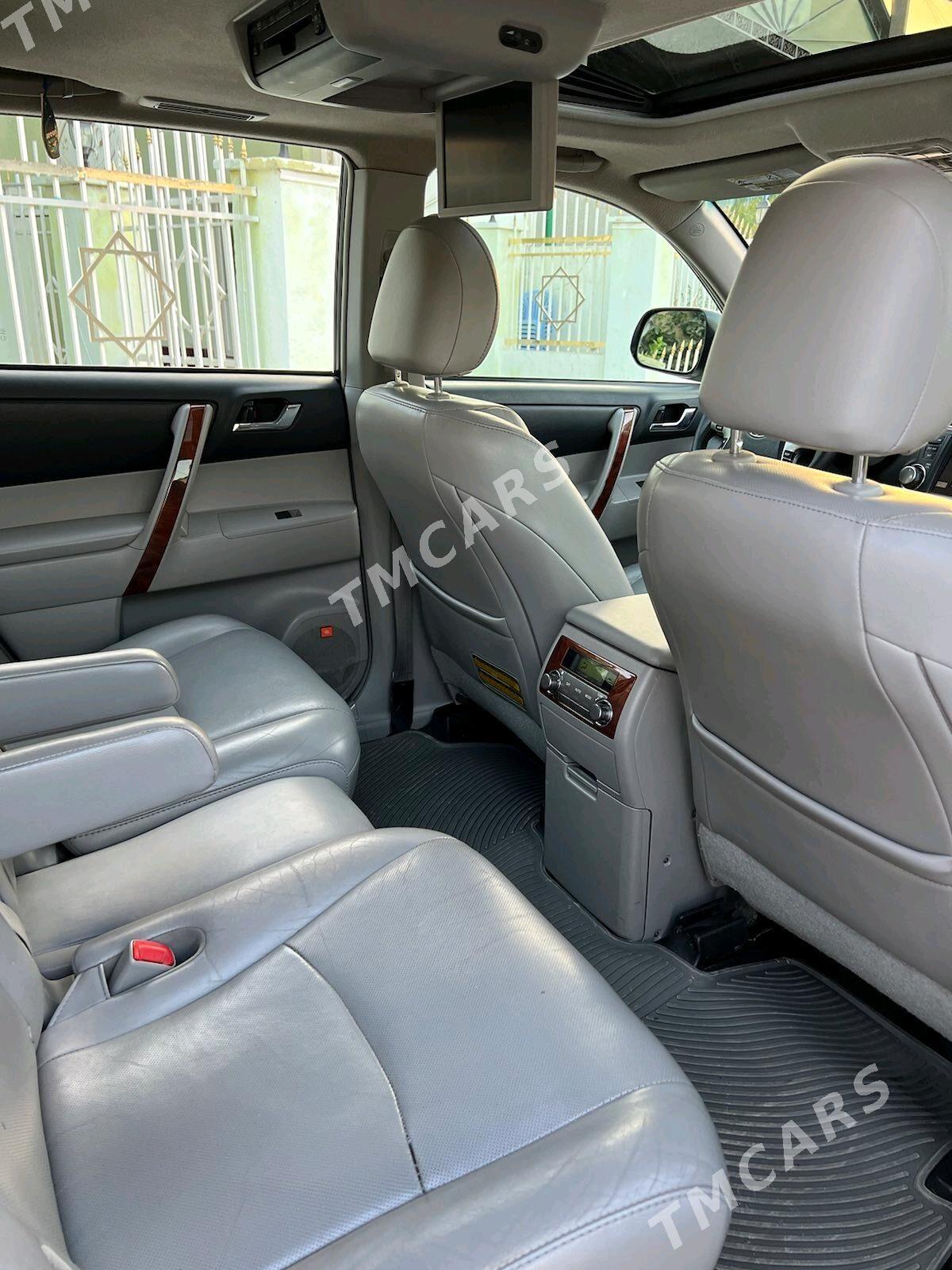 Toyota Highlander 2011 - 350 000 TMT - Aşgabat - img 8