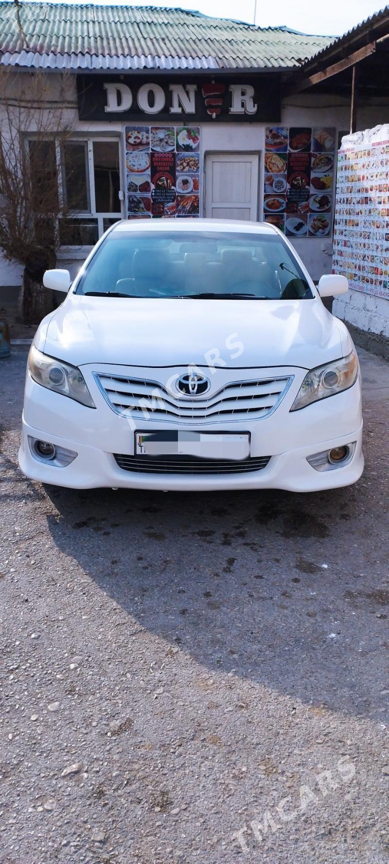 Toyota Camry 2010 - 135 000 TMT - Балканабат - img 2