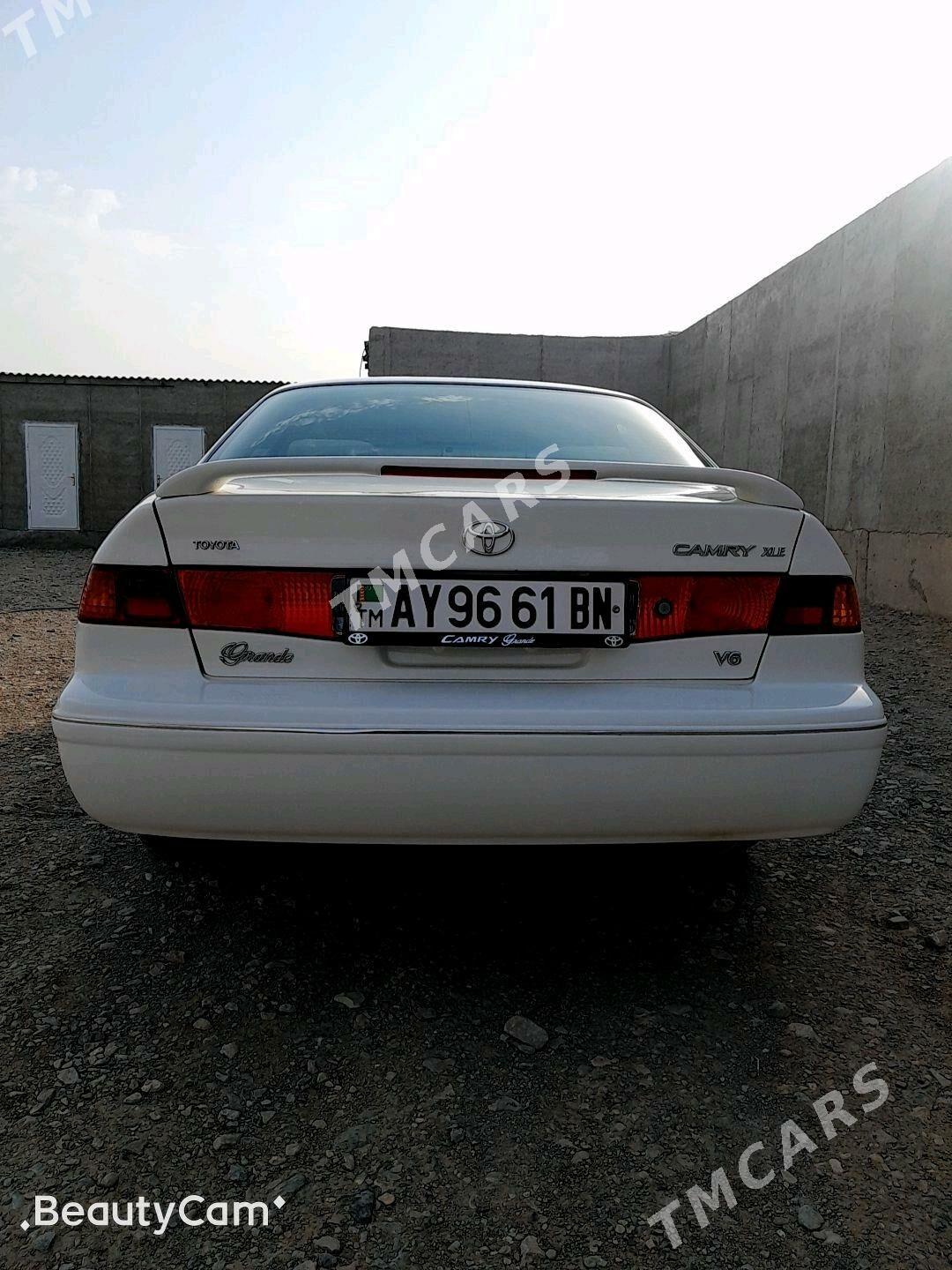 Toyota Camry 1999 - 113 000 TMT - Гызыларбат - img 2