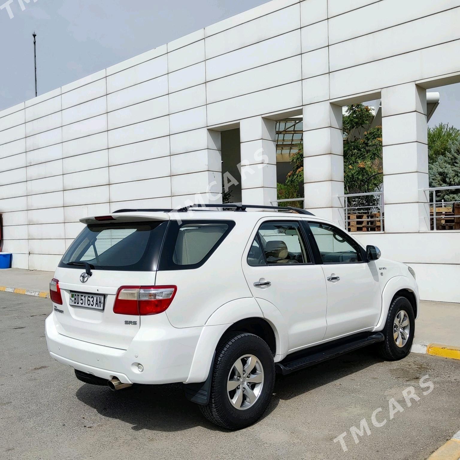 Toyota Fortuner 2008 - 200 000 TMT - Aşgabat - img 2