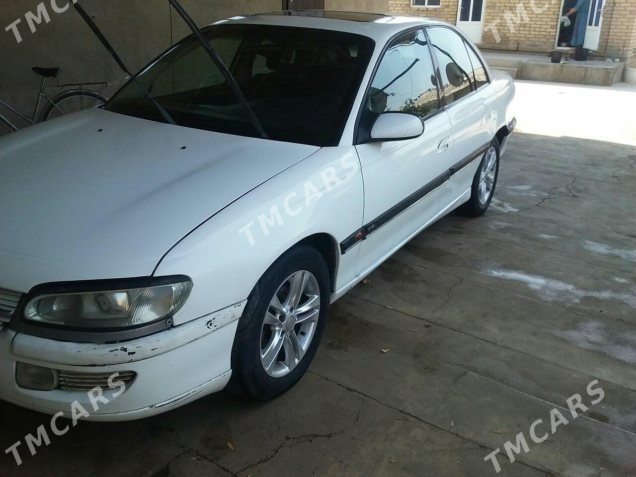 Opel Omega 1997 - 26 000 TMT - Ёлётен - img 3
