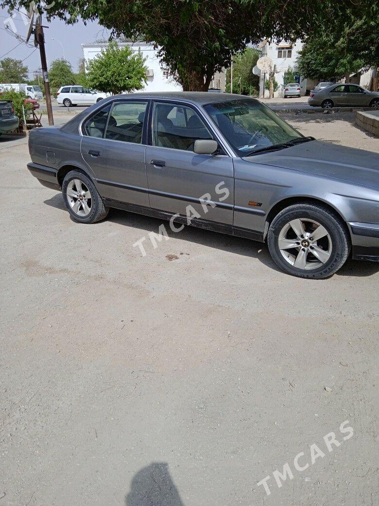 BMW 525 1992 - 45 000 TMT - Balkanabat - img 5