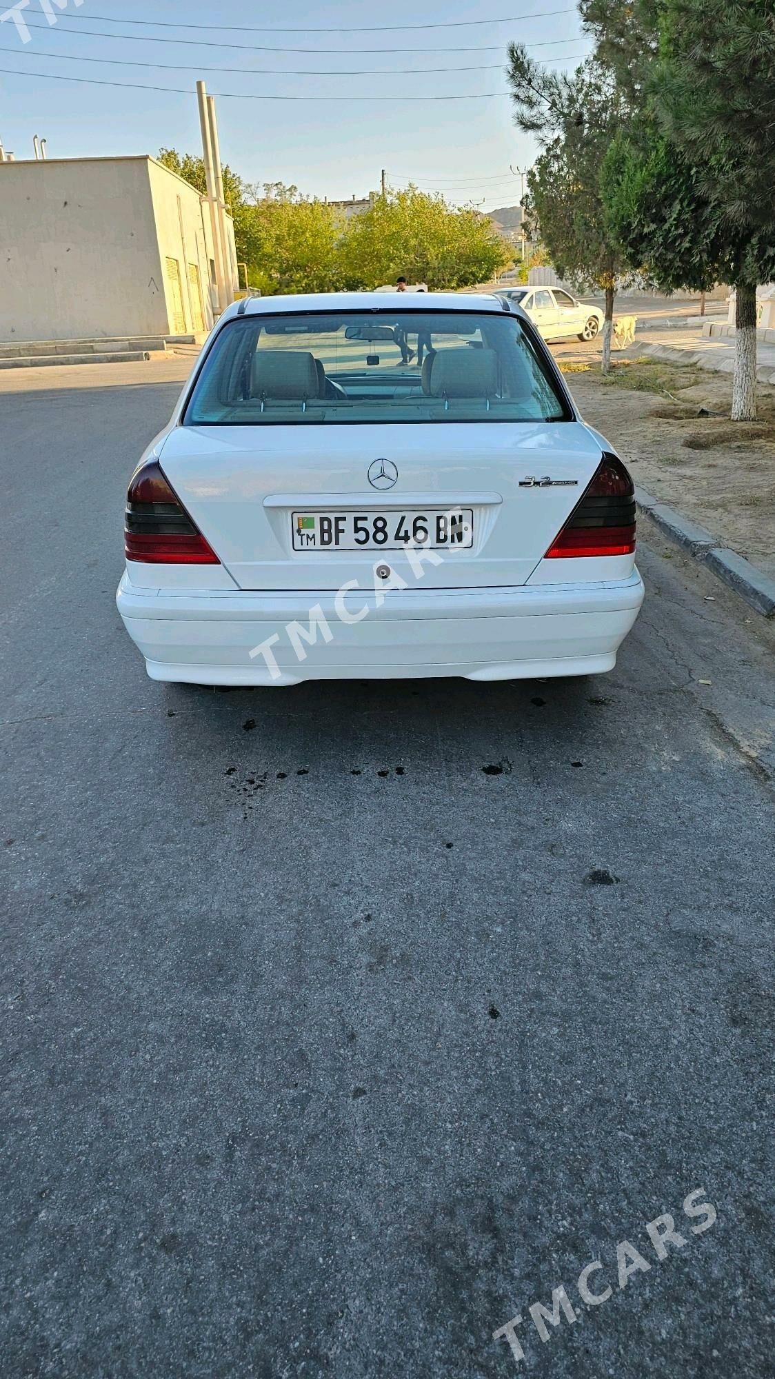 Mercedes-Benz 230E 1997 - 50 000 TMT - Türkmenbaşy - img 6