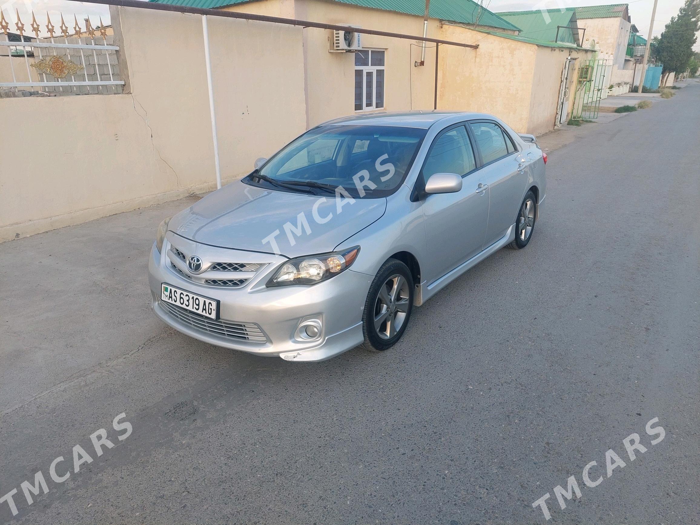 Toyota Corolla 2011 - 148 000 TMT - Ашхабад - img 4