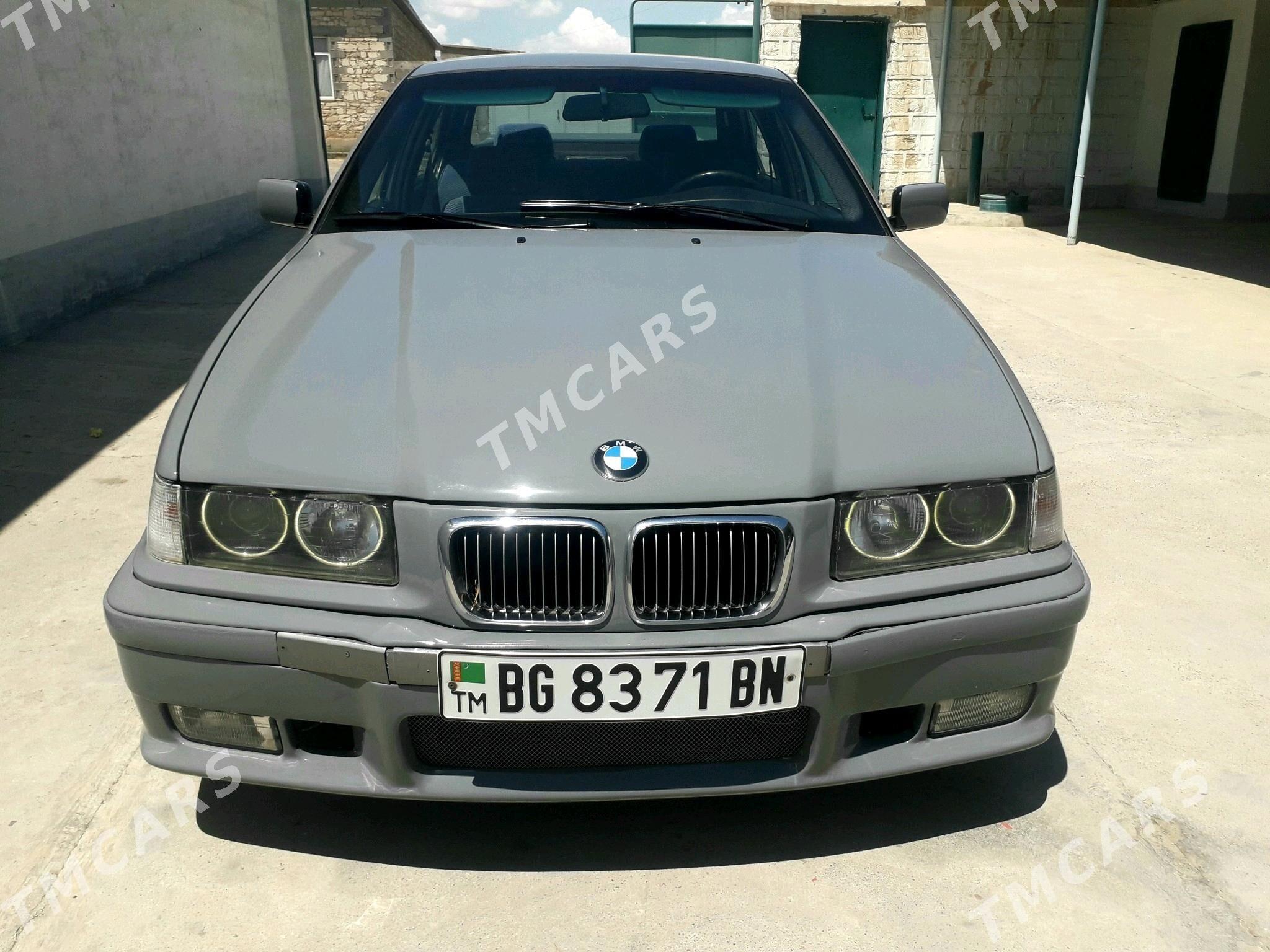 BMW 3 Series 1993 - 50 000 TMT - Gyzylarbat - img 4