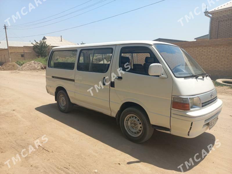 Toyota Hiace 1996 - 72 000 TMT - Мары - img 3