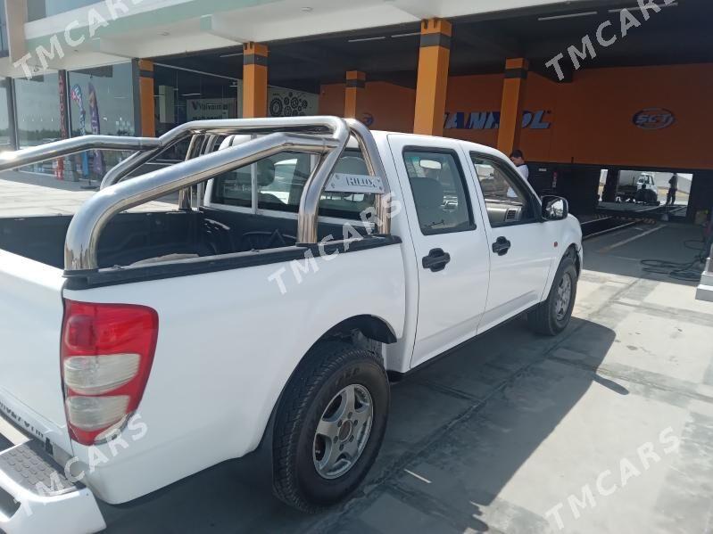 Toyota Hilux 2012 - 99 000 TMT - Мары - img 3