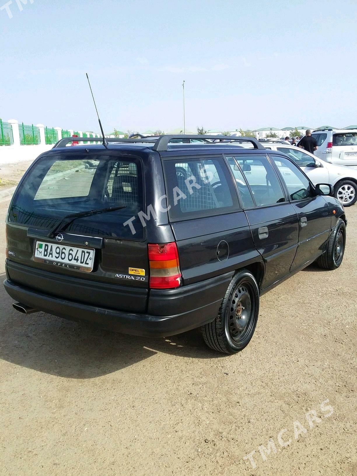 Opel Astra 1995 - 45 000 TMT - Şabat etr. - img 4