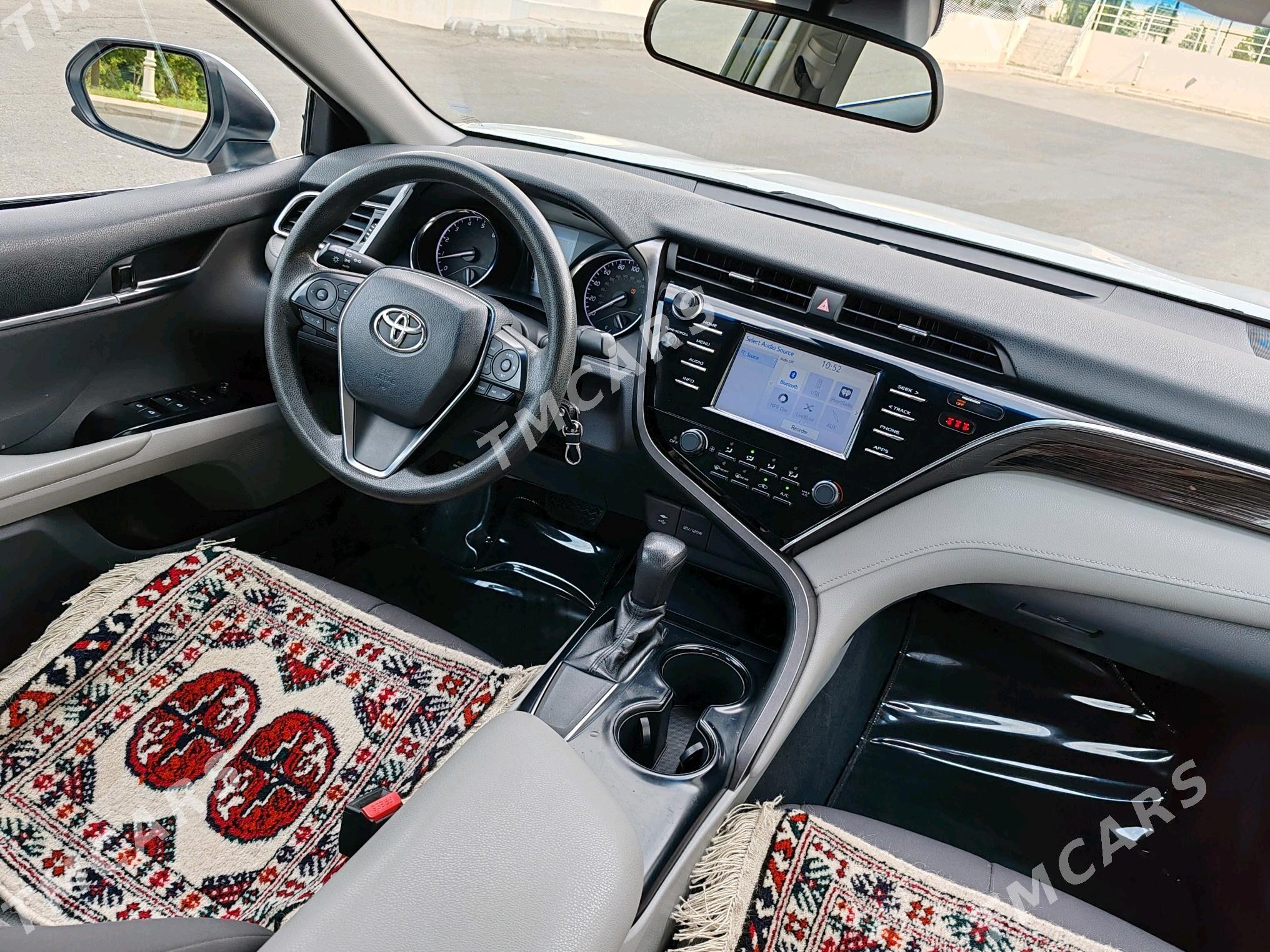 Toyota Camry 2018 - 270 000 TMT - Aşgabat - img 6