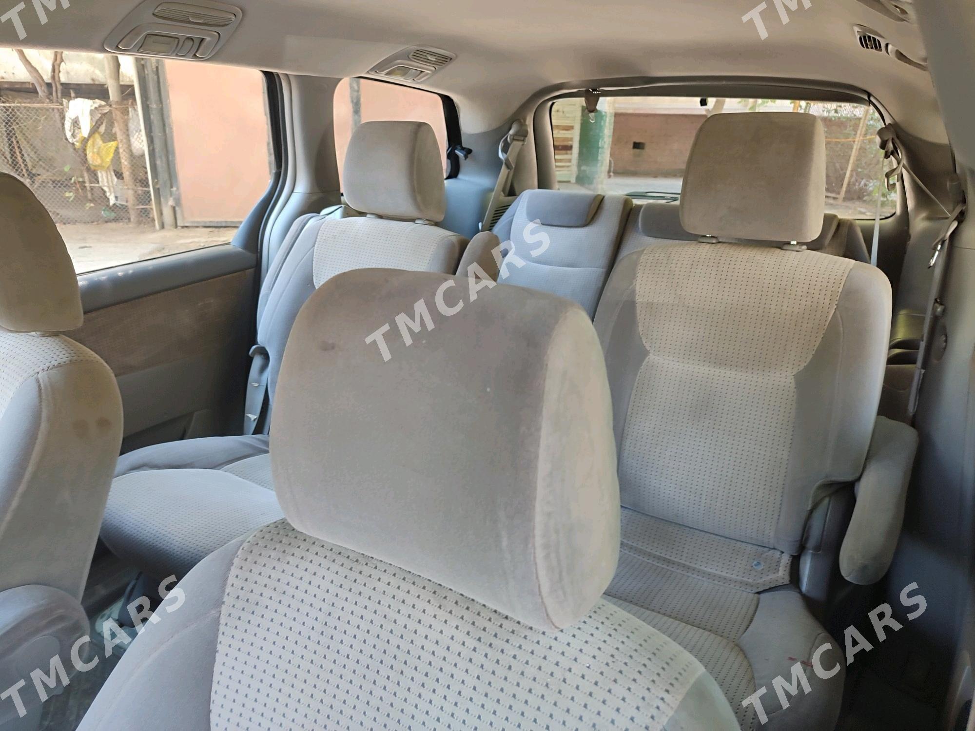 Toyota Sienna 2008 - 200 000 TMT - Мары - img 4