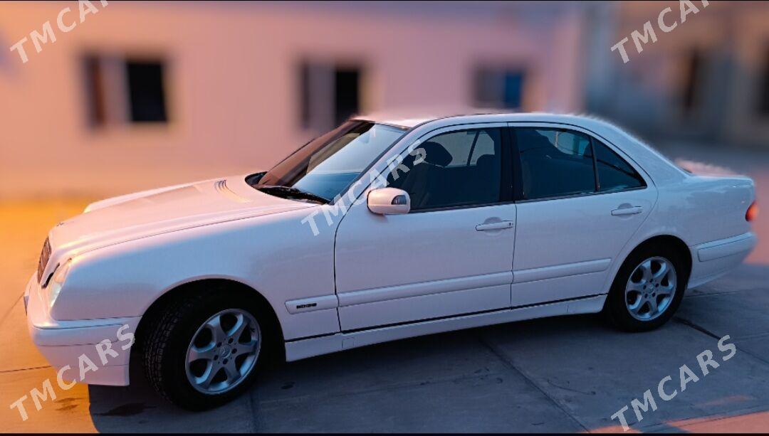 Mercedes-Benz E320 2000 - 120 000 TMT - Mary - img 2