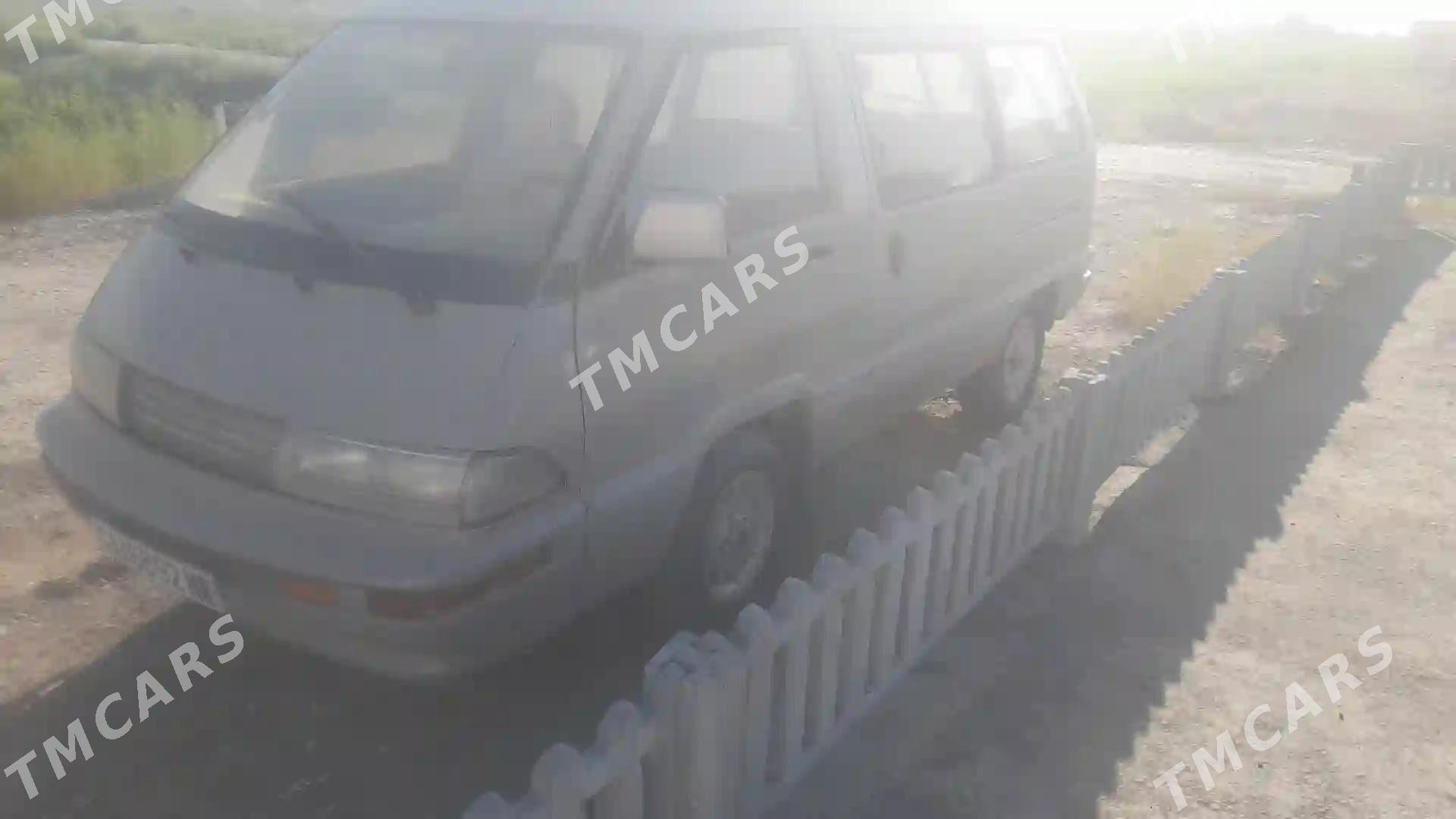 Toyota Hiace 1993 - 27 000 TMT - Sakarçäge - img 3