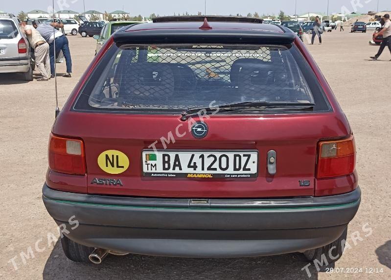 Opel Astra 1993 - 36 000 TMT - Дашогуз - img 4