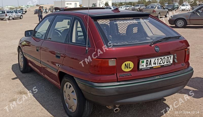 Opel Astra 1993 - 36 000 TMT - Дашогуз - img 5