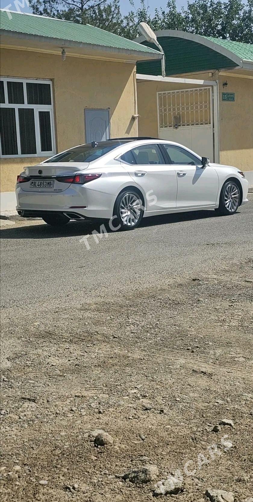 Lexus ES 350 2022 - 915 000 TMT - Мары - img 3