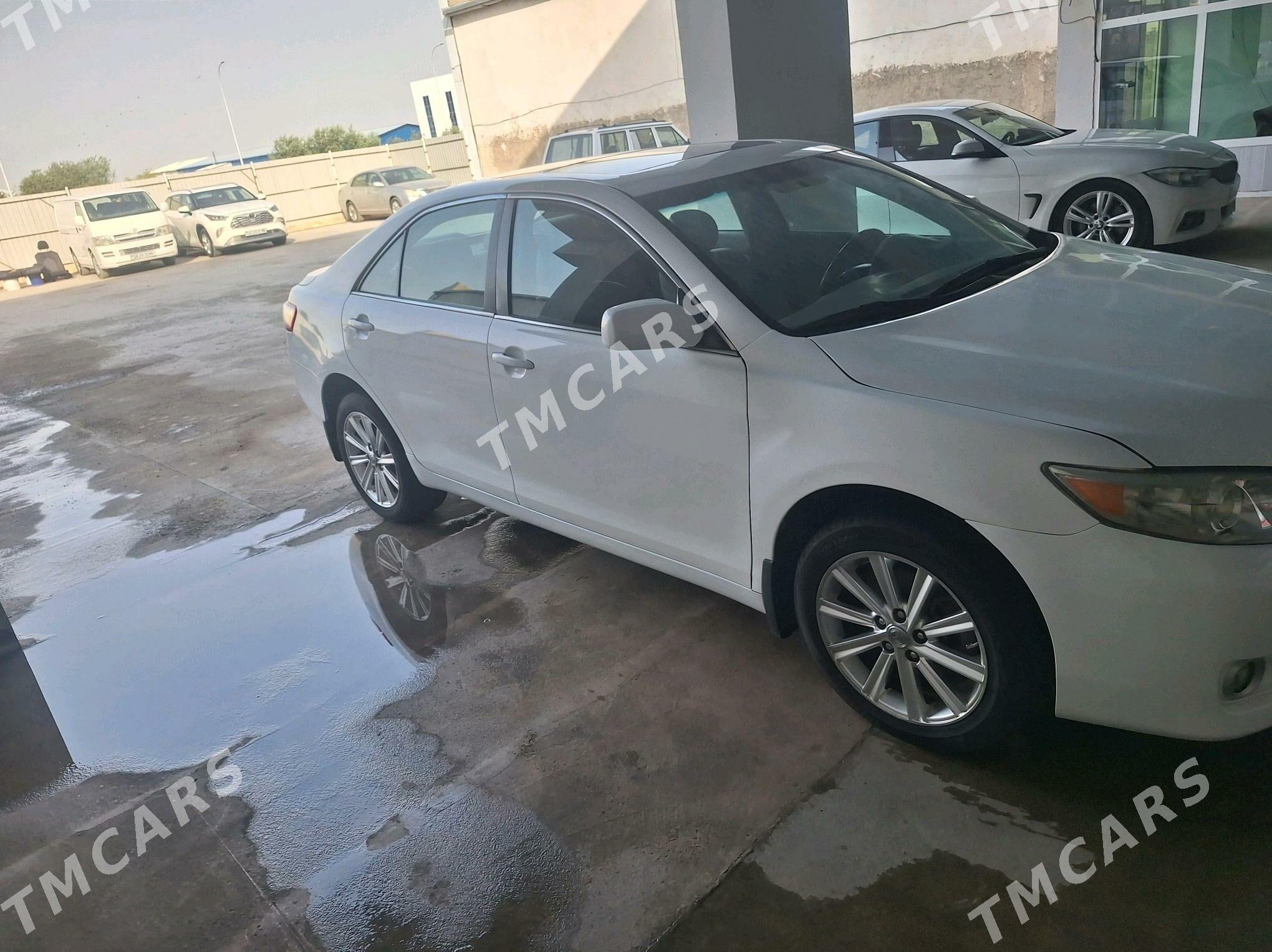 Toyota Camry 2010 - 130 000 TMT - Мары - img 2