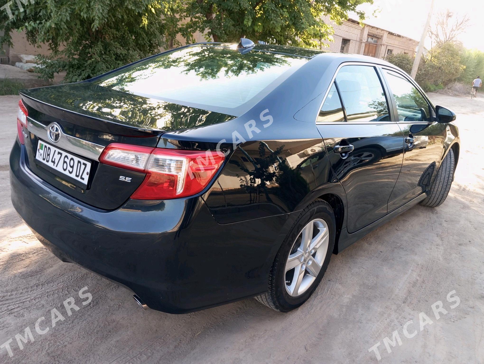 Toyota Camry 2012 - 170 000 TMT - Кёнеургенч - img 2