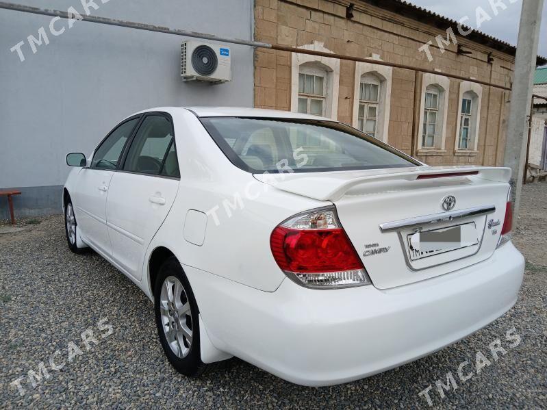 Toyota Camry 2003 - 127 000 TMT - Gyzylarbat - img 4