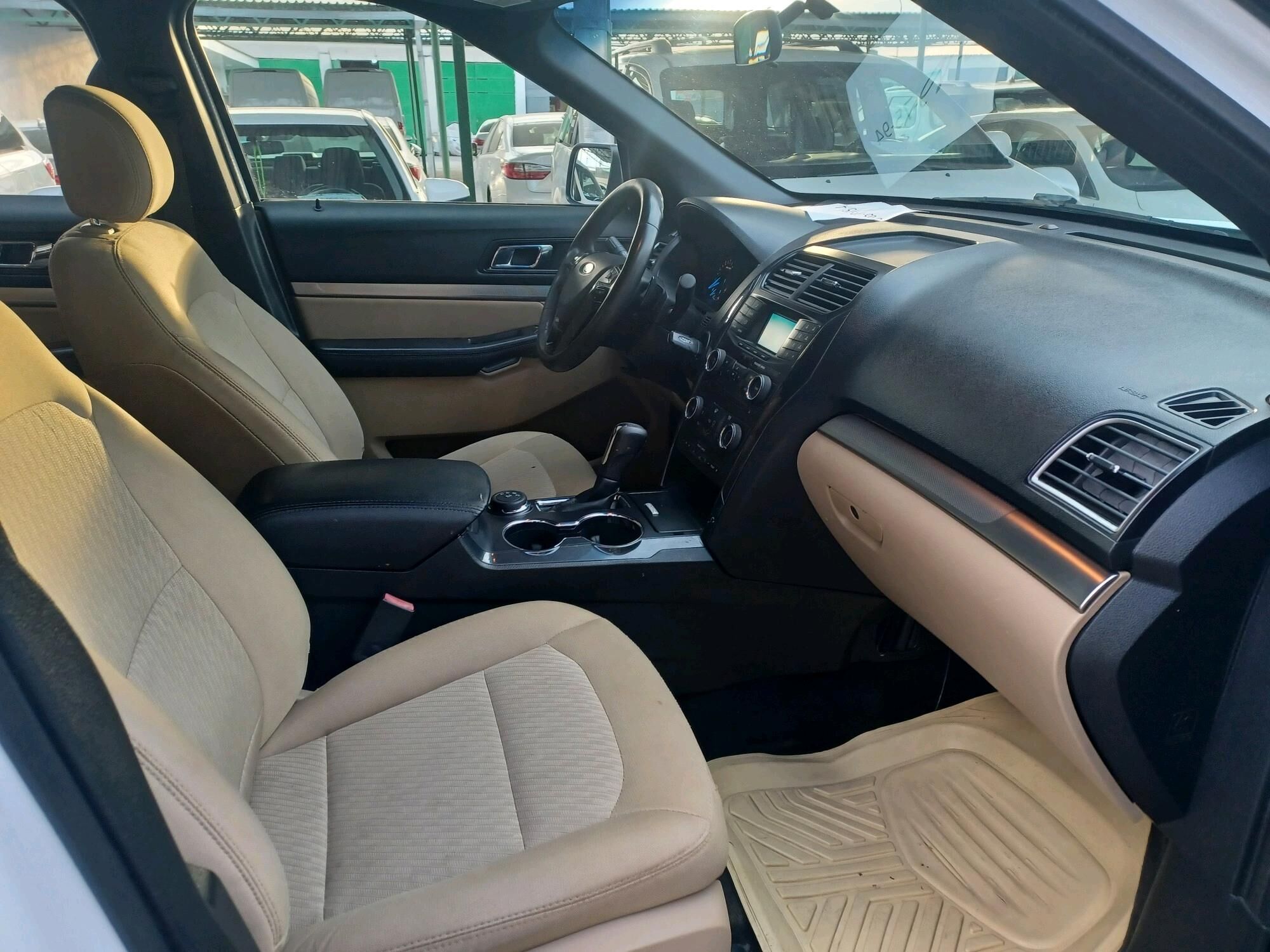 Ford Explorer 2019 - 295 000 TMT - Aşgabat - img 3