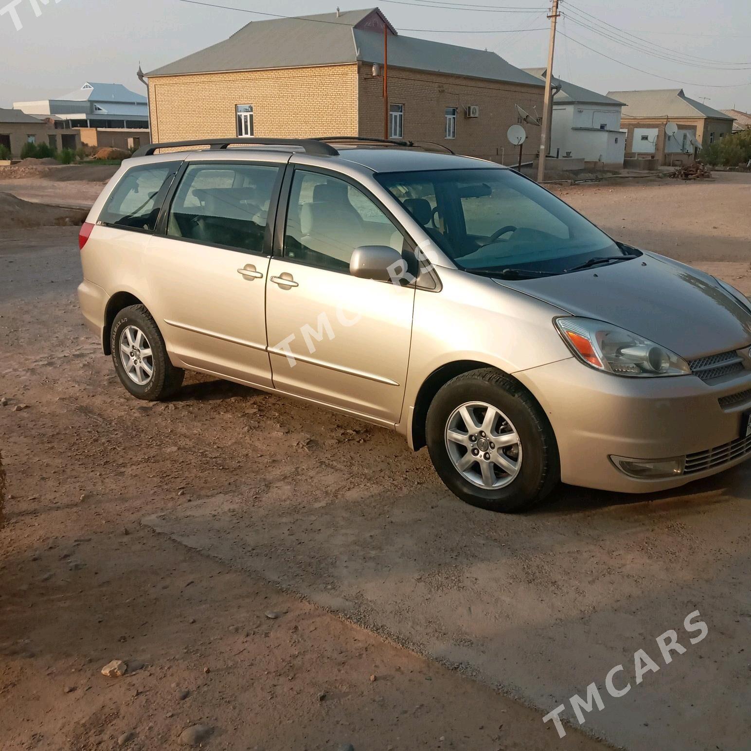 Toyota Sienna 2004 - 165 000 TMT - Mary - img 3