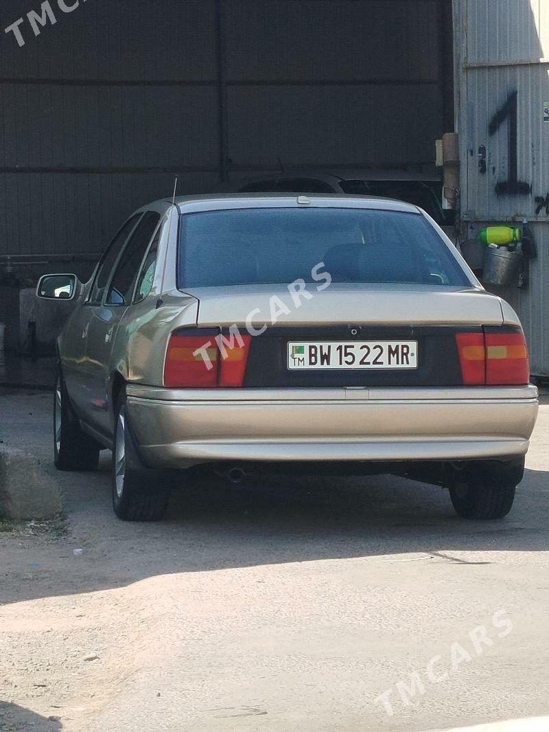 Opel Vectra 1993 - 42 000 TMT - Мары - img 4