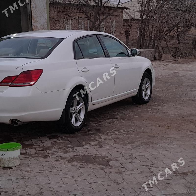 Toyota Avalon 2005 - 150 000 TMT - Туркменгала - img 4