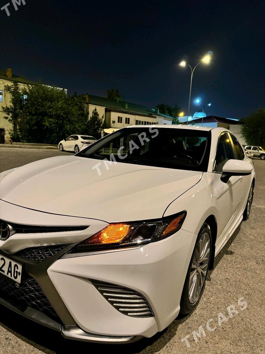 Toyota Camry 2020 - 300 000 TMT - Ашхабад - img 2