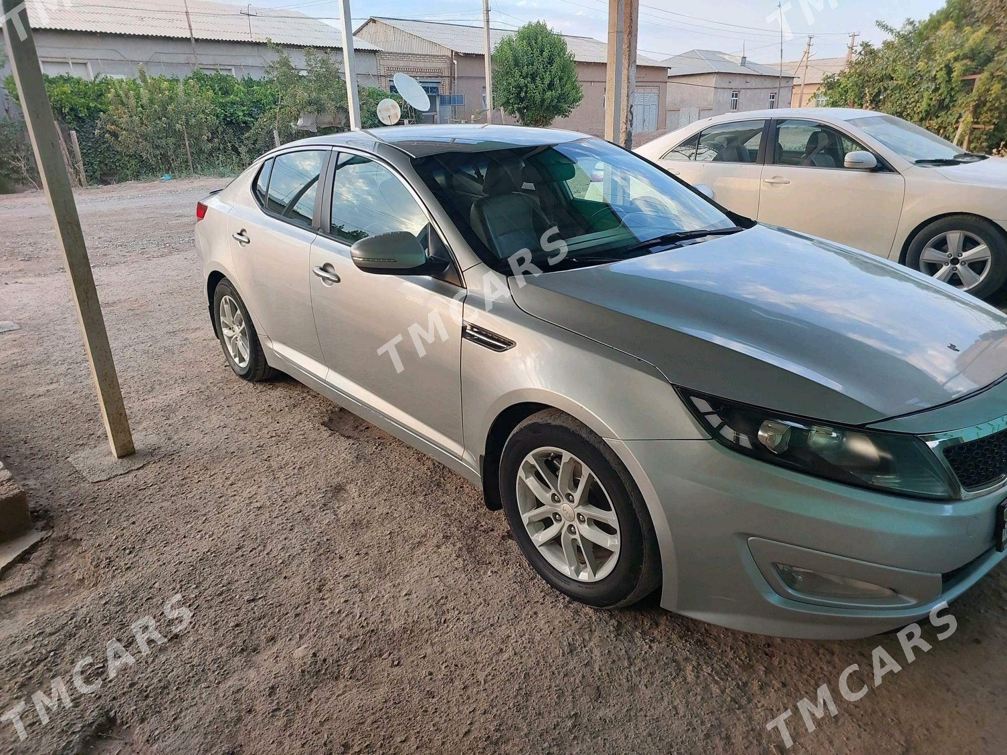 Kia Optima 2012 - 140 000 TMT - Губадаг - img 4