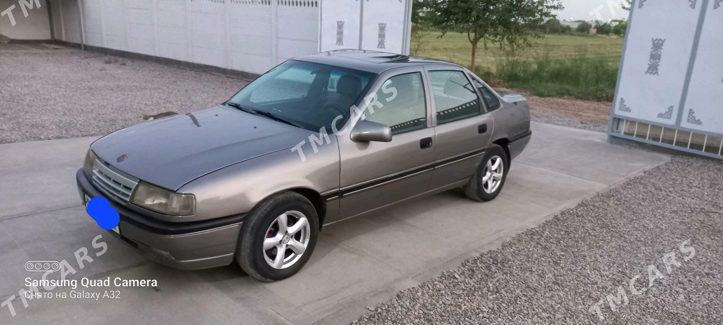 Opel Vectra 1992 - 30 000 TMT - Mary - img 2