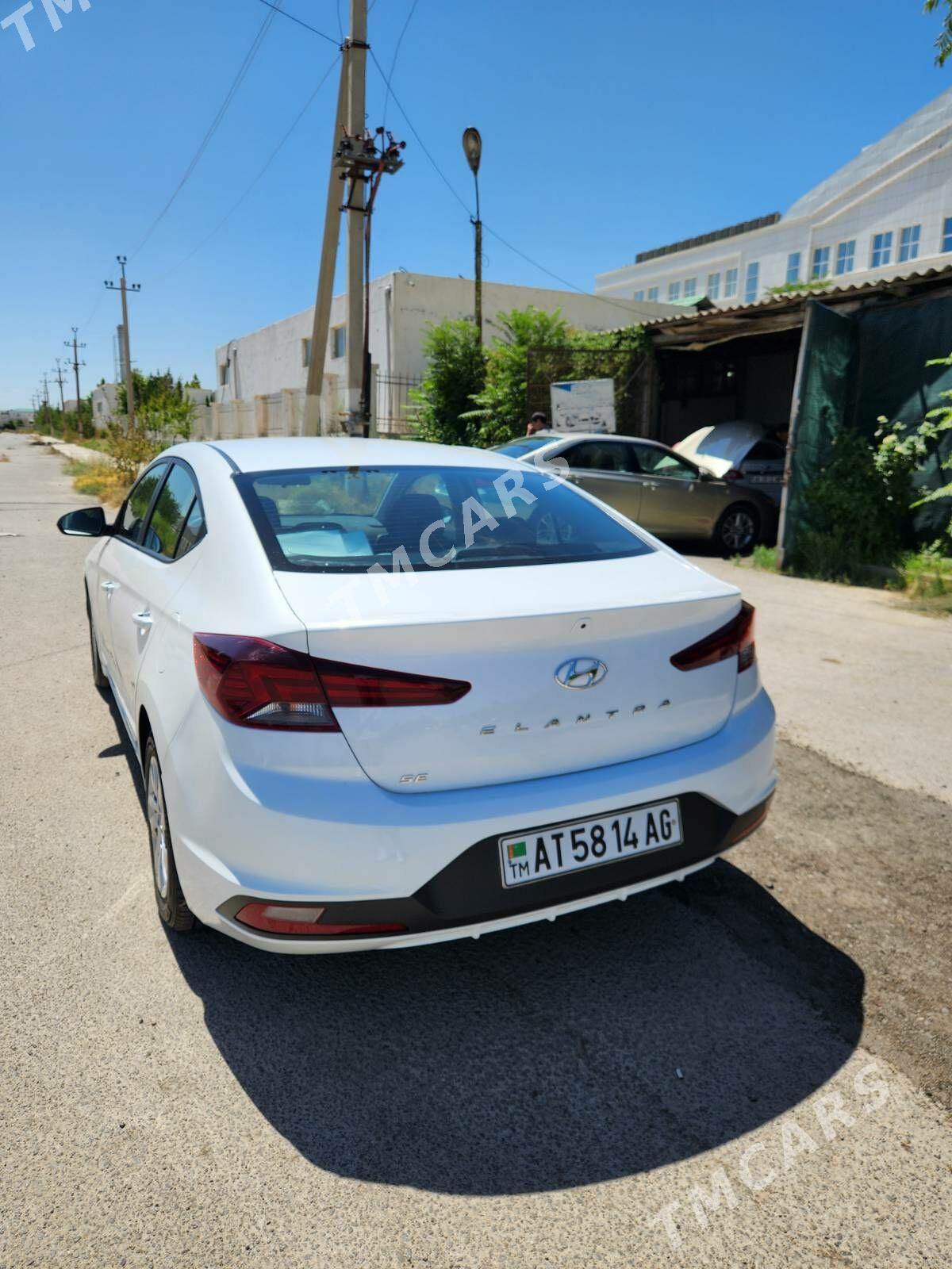 Hyundai Elantra 2019 - 211 000 TMT - Aşgabat - img 5