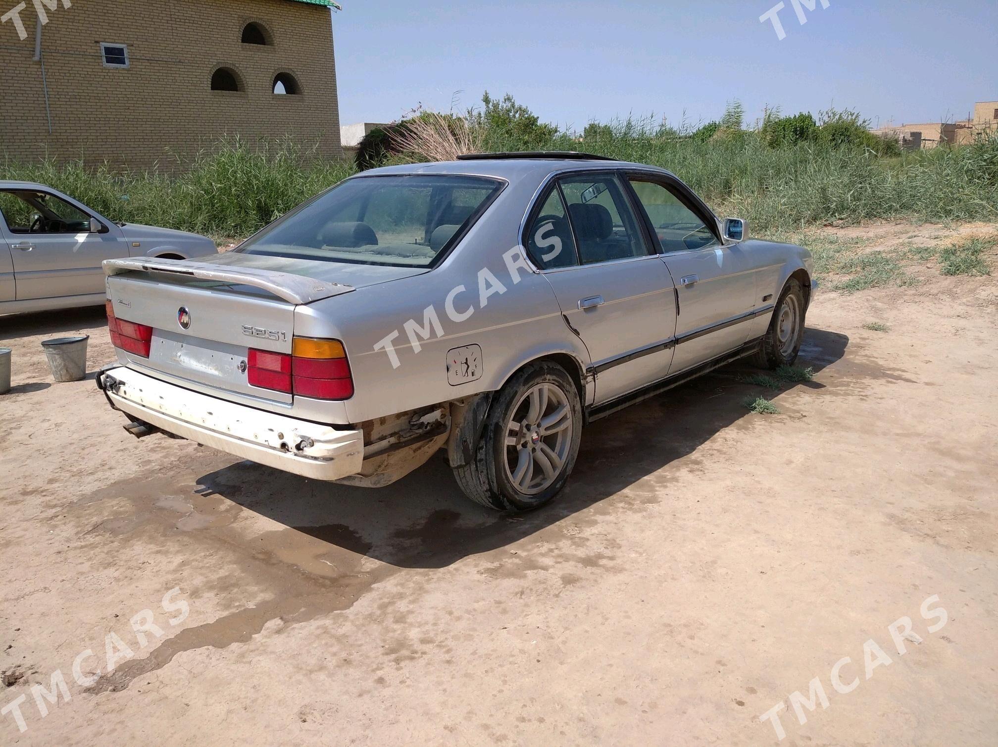 BMW 525 1990 - 27 000 TMT - Дянев - img 4
