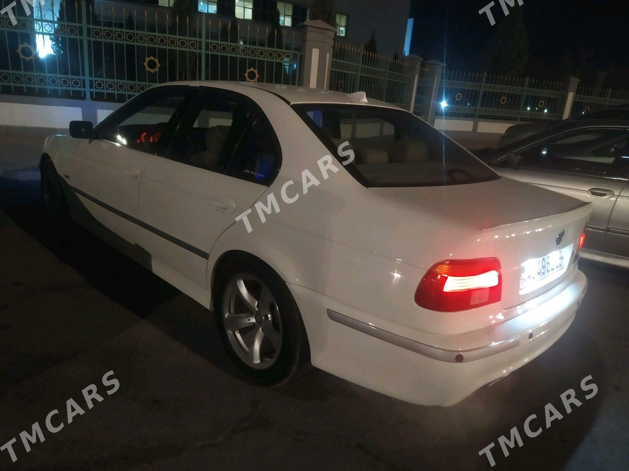 BMW E39 2001 - 110 000 TMT - Туркменабат - img 4