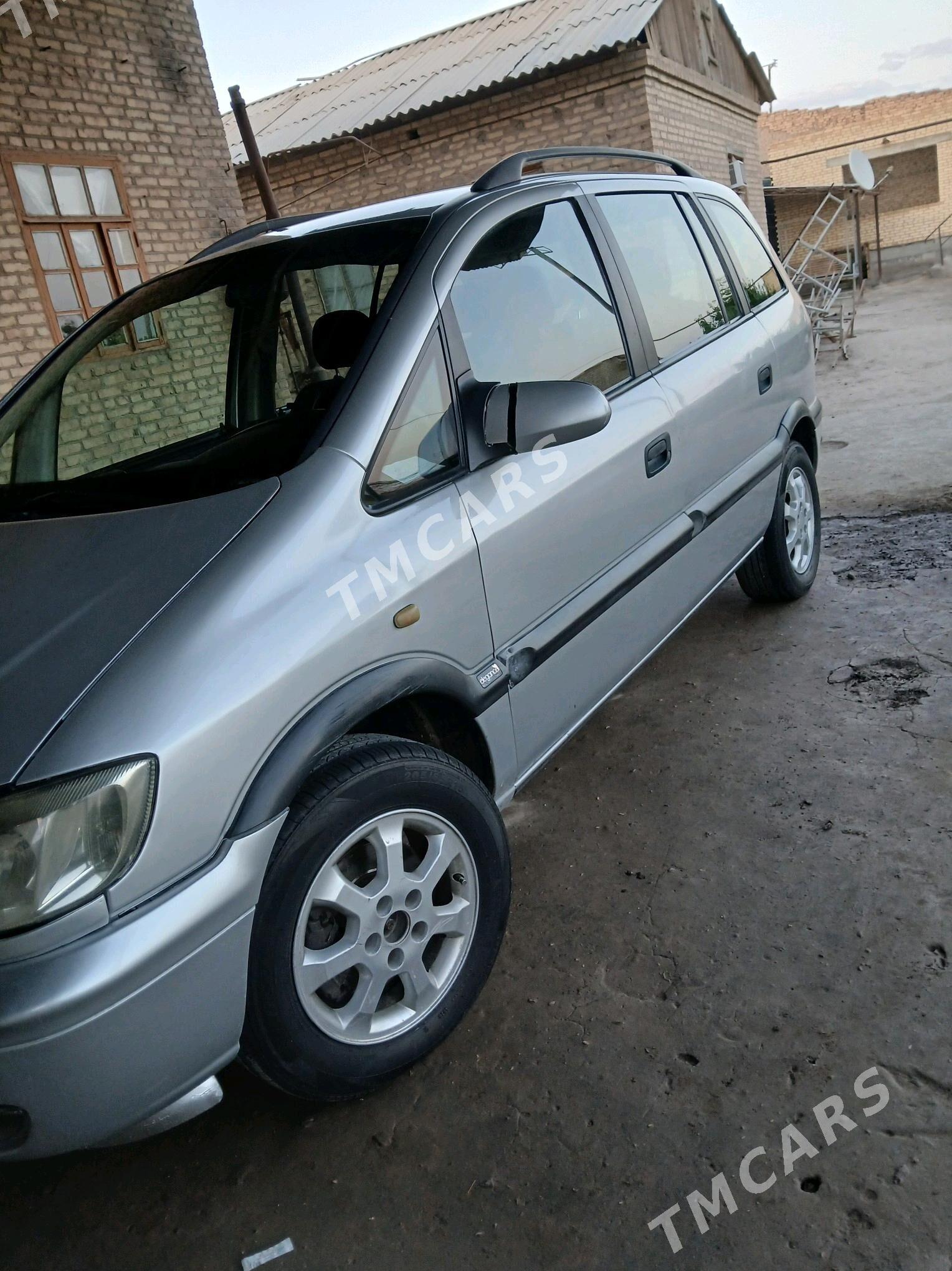 Opel Zafira 2002 - 70 000 TMT - Саят - img 4