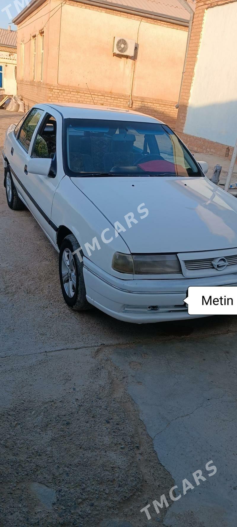 Opel Vectra 1994 - 30 000 TMT - Mary - img 2