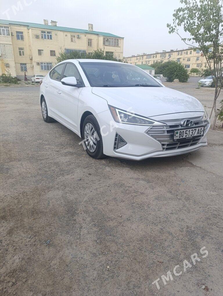 Hyundai Elantra 2019 - 180 000 TMT - Ашхабад - img 3