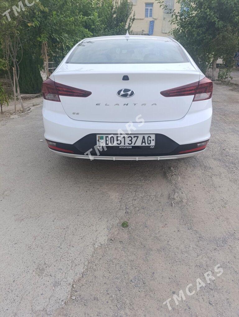 Hyundai Elantra 2019 - 180 000 TMT - Ашхабад - img 6
