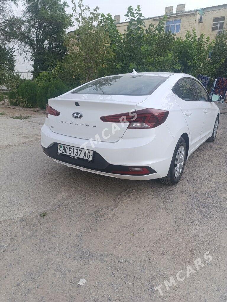 Hyundai Elantra 2019 - 180 000 TMT - Ашхабад - img 5